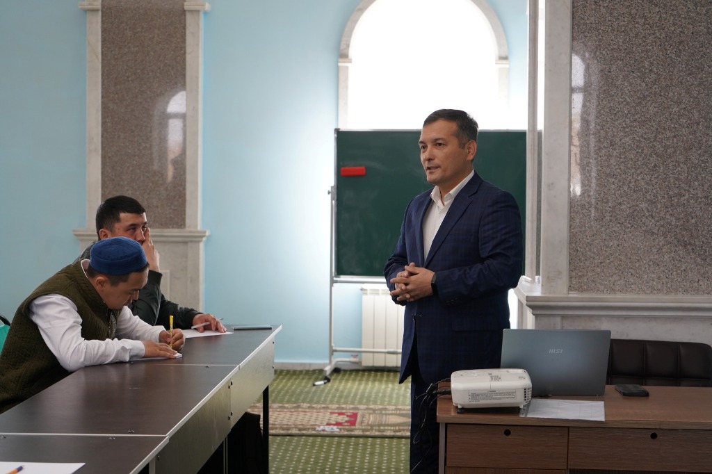 Павлодар: Дін қызметкерлеріне арналған семинар өтті