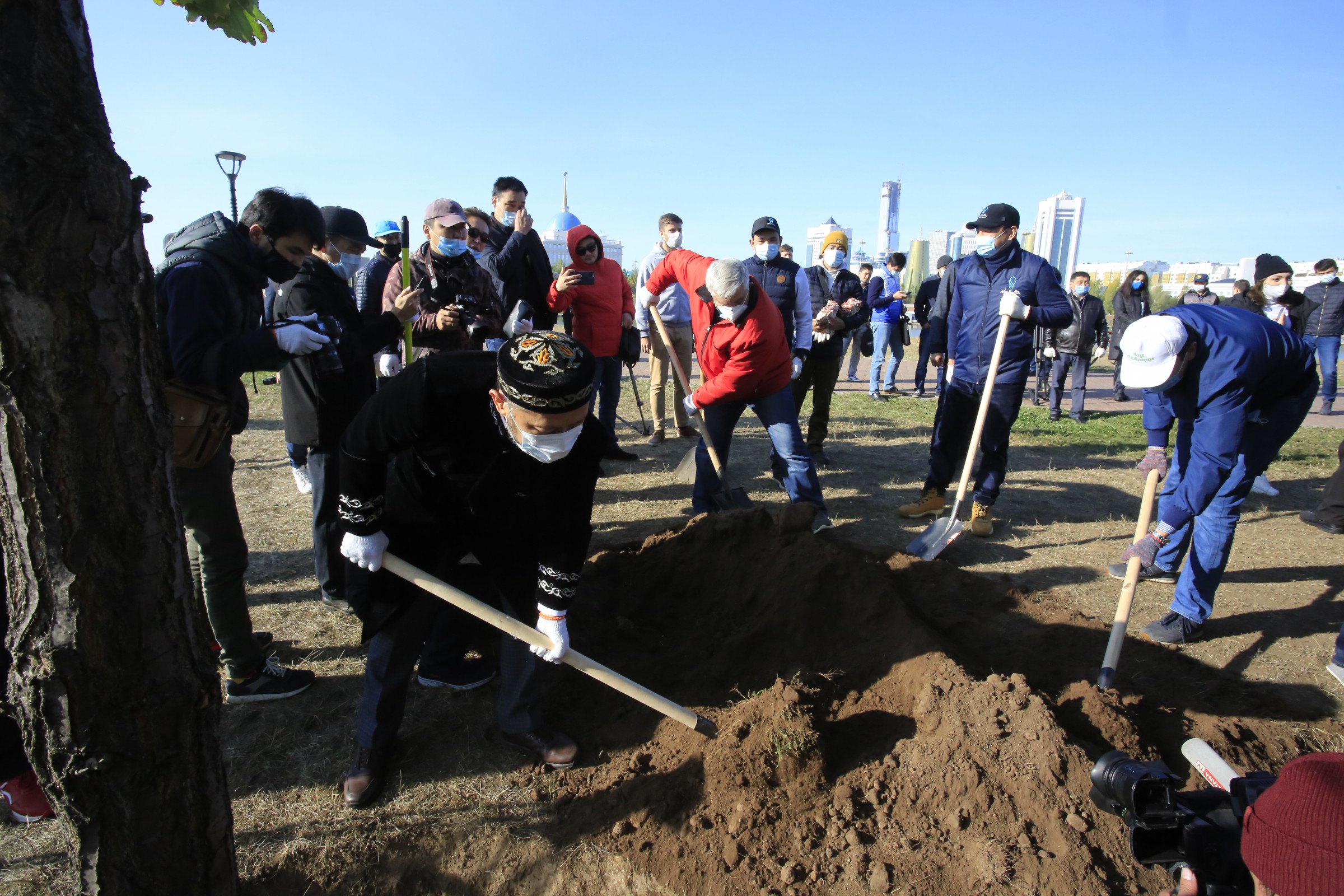 БАС МҮФТИ «WORLD CLEAN UP DAY» АКЦИЯСЫНА ҚАТЫСТЫ (ФОТО)