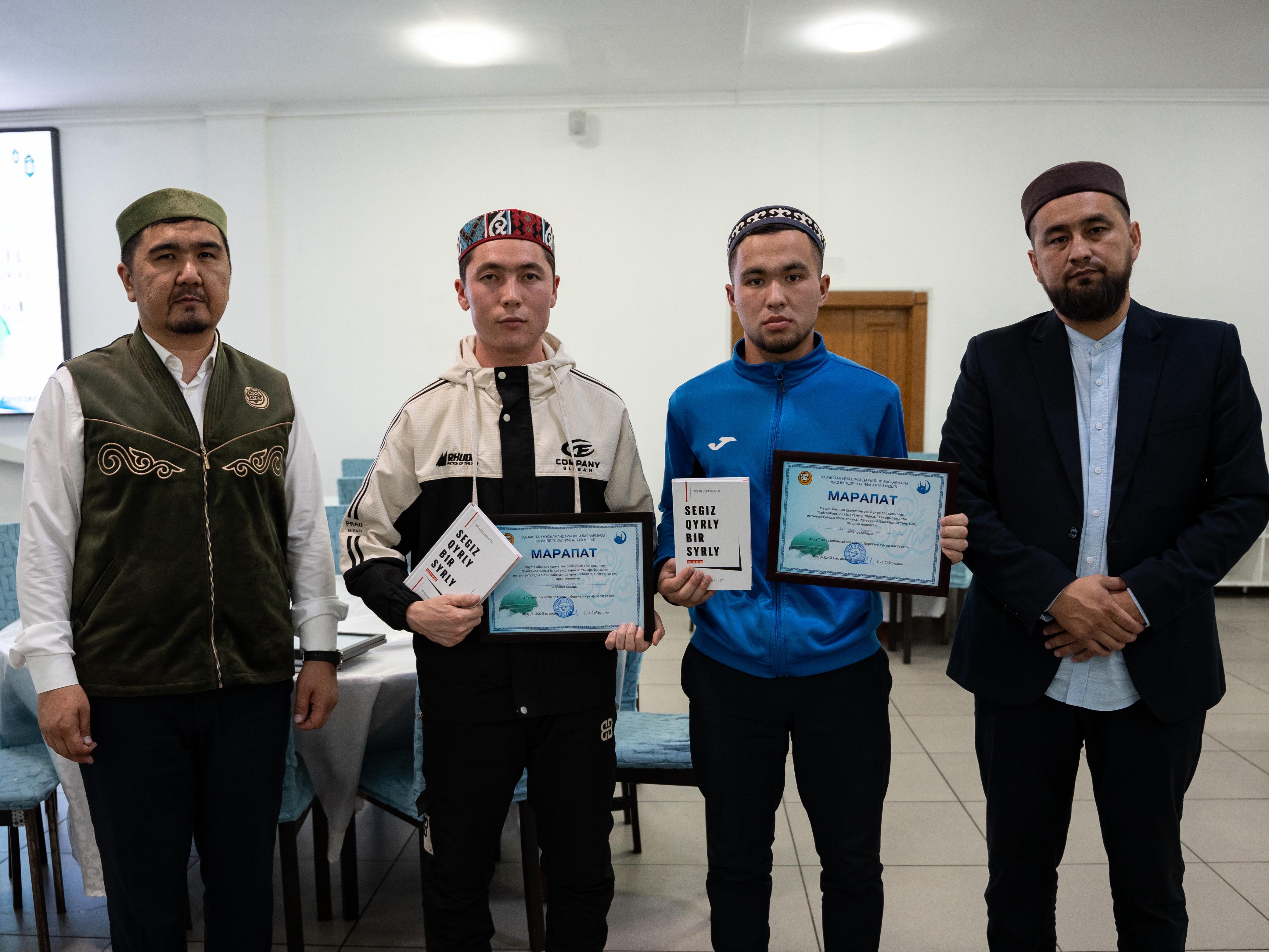 Өте арық еркек арық әйелді трахает Неліктен жыныстық қатынас кезінде резеңке саласыз?