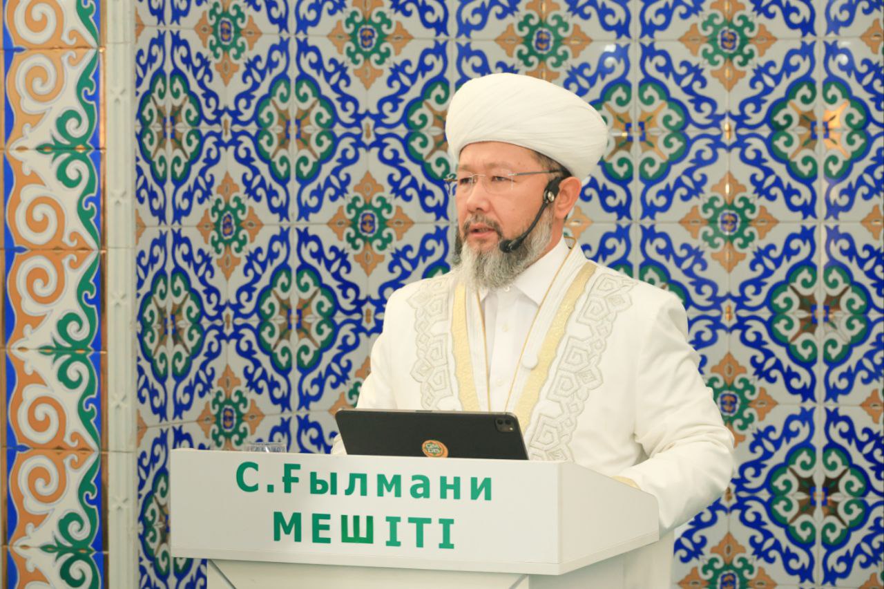 БАС МҮФТИ «СӘДУАҚАС ҚАЖЫ ҒЫЛМАНИ» МЕШІТІНДЕ ЖҰМА УАҒЫЗЫН АЙТТЫ