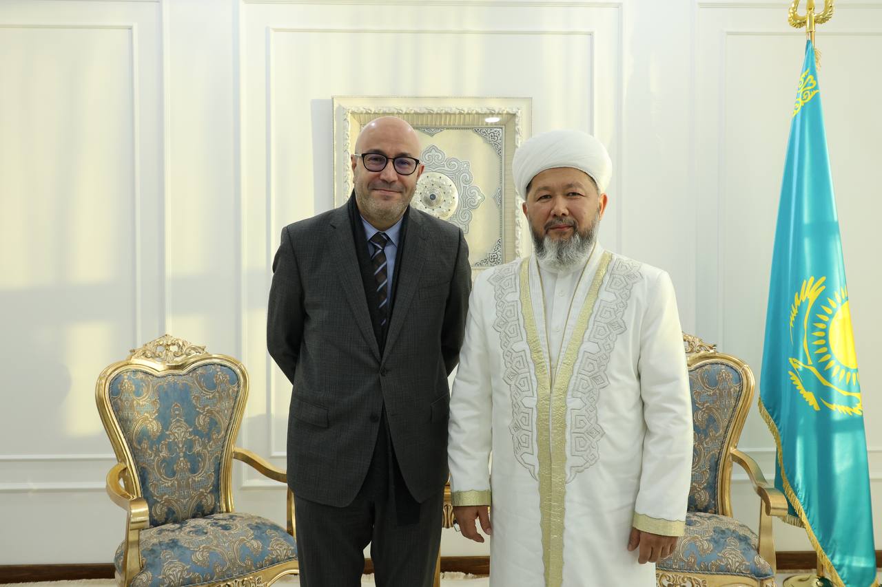 ВЕРХОВНЫЙ МУФТИЙ ПРИНЯЛ ПОСЛА РЕСПУБЛИКИ АЛЖИР