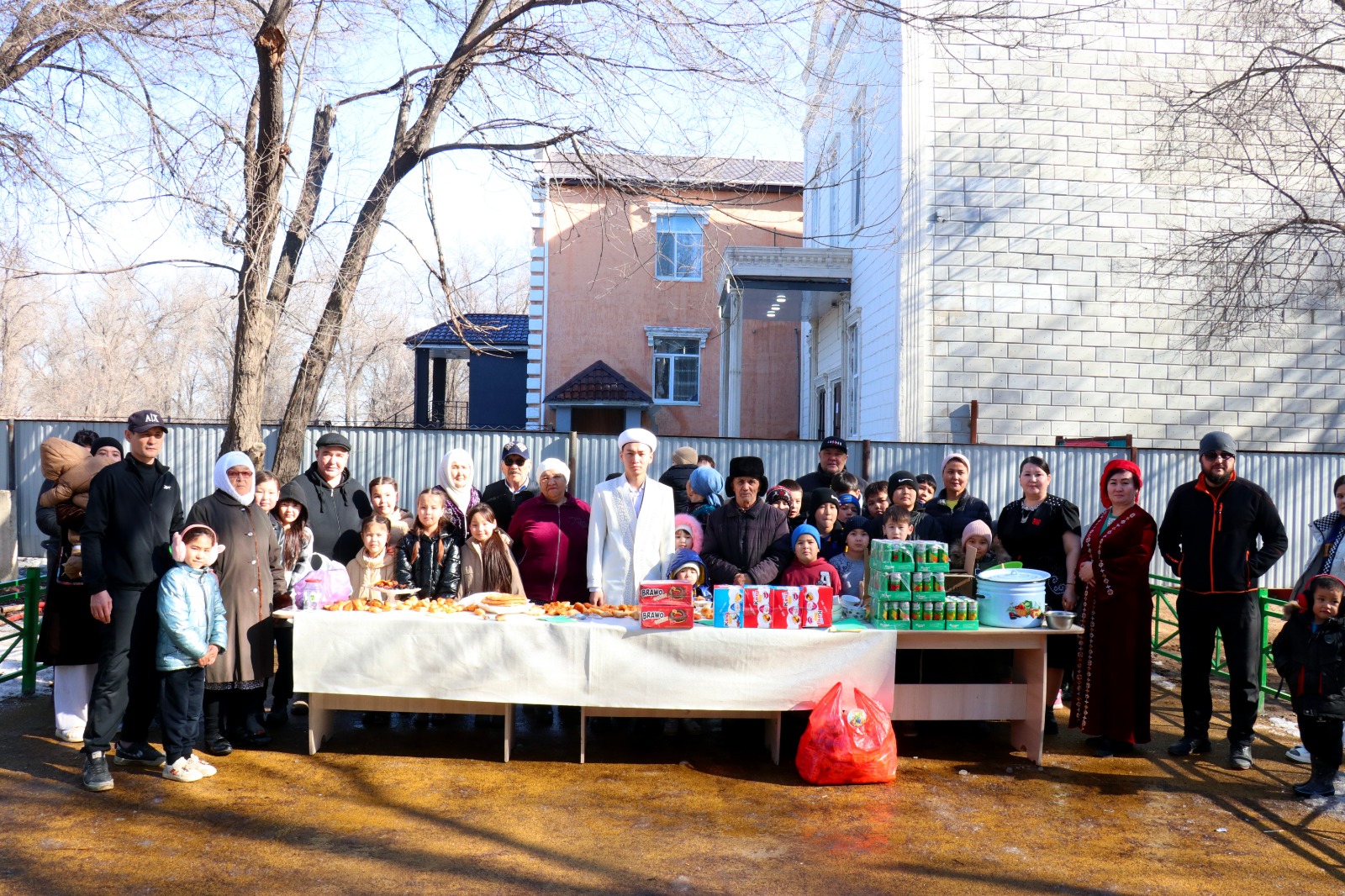 Ақтөбе облысы: Қала тұрғындары мен бүлдіршіндерге айттық таратылды