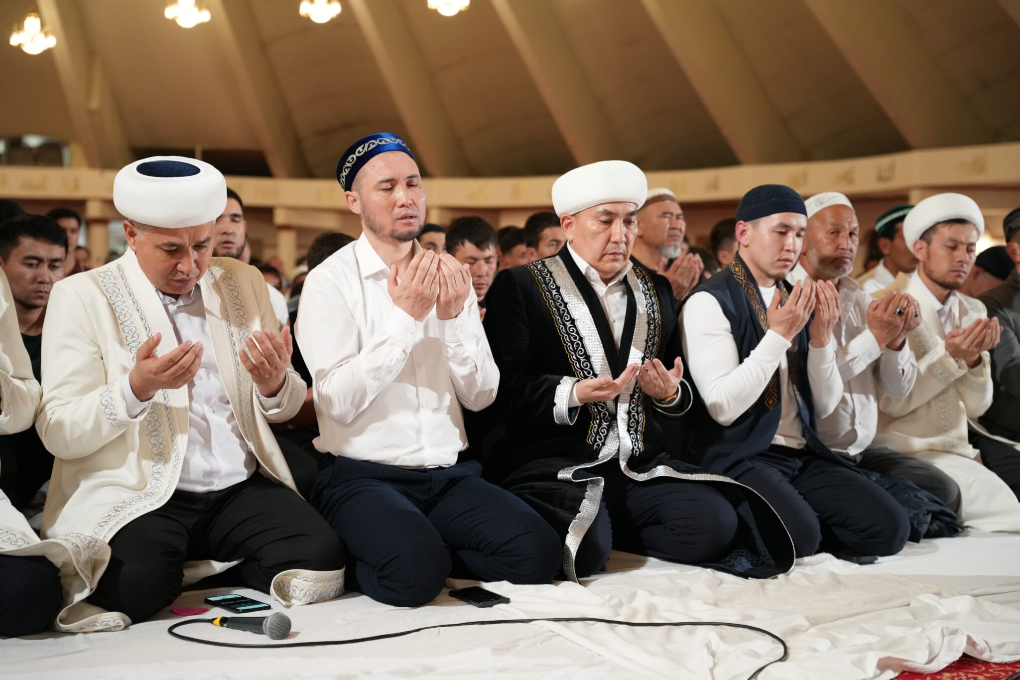 ШЫМКЕНТТЕ ҚАДІР КЕШІ ЕРЕКШЕ ӨТТІ