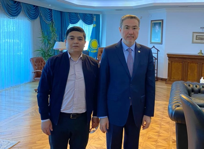 Руководитель «Талаба» встретился с послом Казахстана