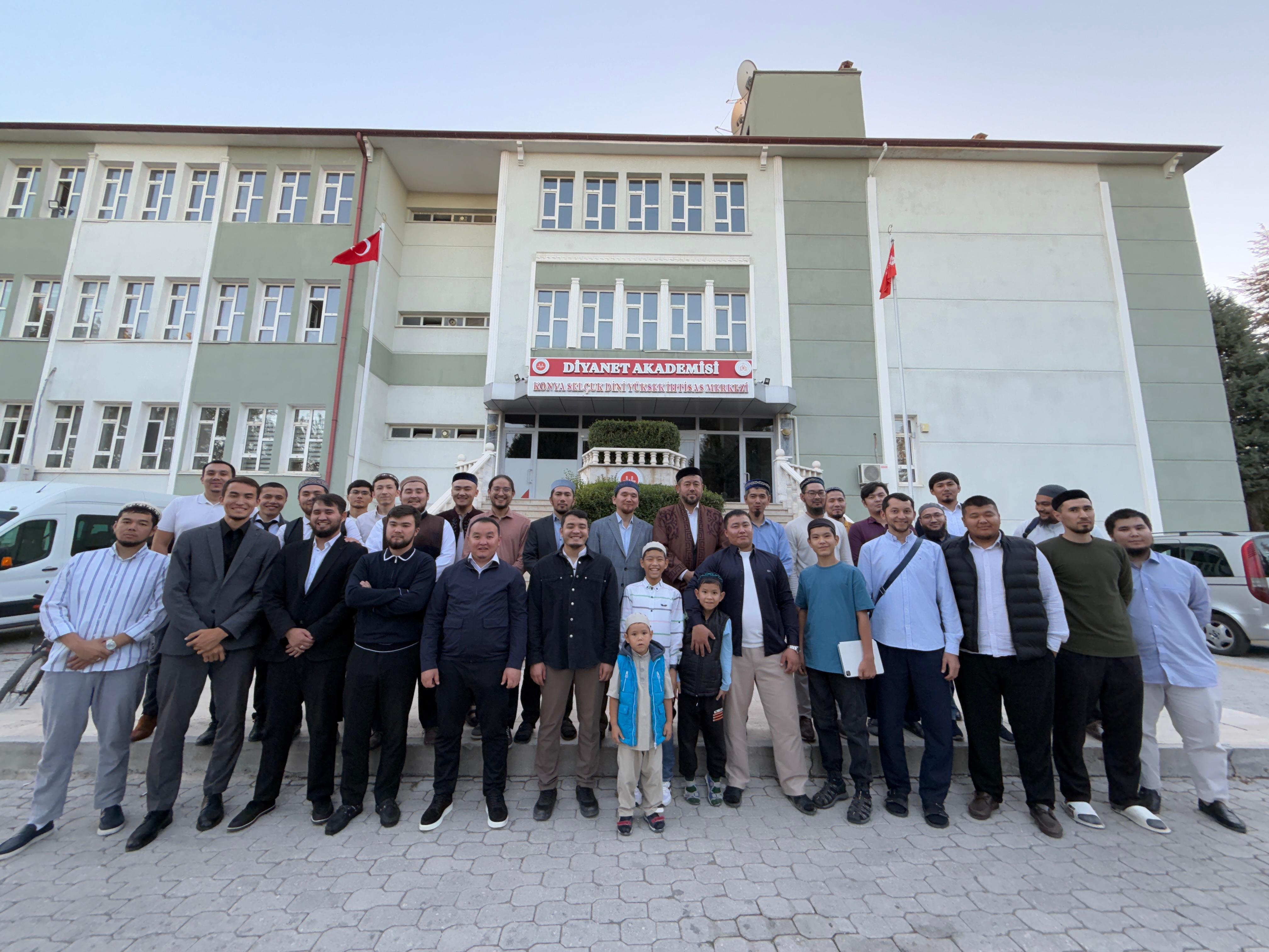 Түркия: Конья қаласында Қазақстандық студенттерге арналған Мәуліт жиыны ұйымдастырылды