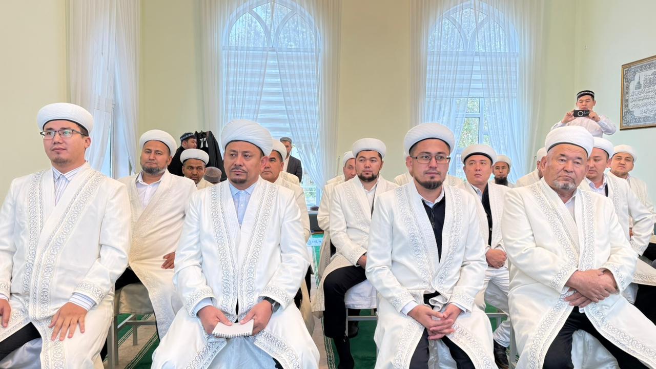 Алдап-арбау арқылы есектің ішіне кірген Алдап-арбау арқылы есектің ішіне кірген