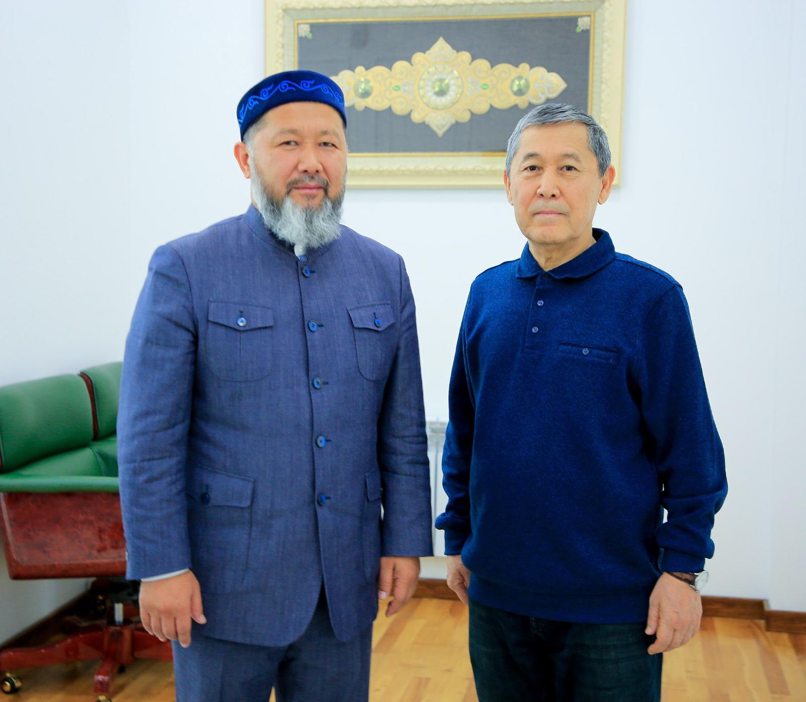 ВЕРХОВНЫЙ МУФТИЙ НАУРЫЗБАЙ КАЖЫ ТАГАНУЛЫ ВСТРЕТИЛСЯ С ИЗВЕСТНЫМ УЧЁНЫМ-ВОСТОВЕДОМ, ПРОФЕССОРОМ АШИРБЕКОМ МУМИНОВЫМ