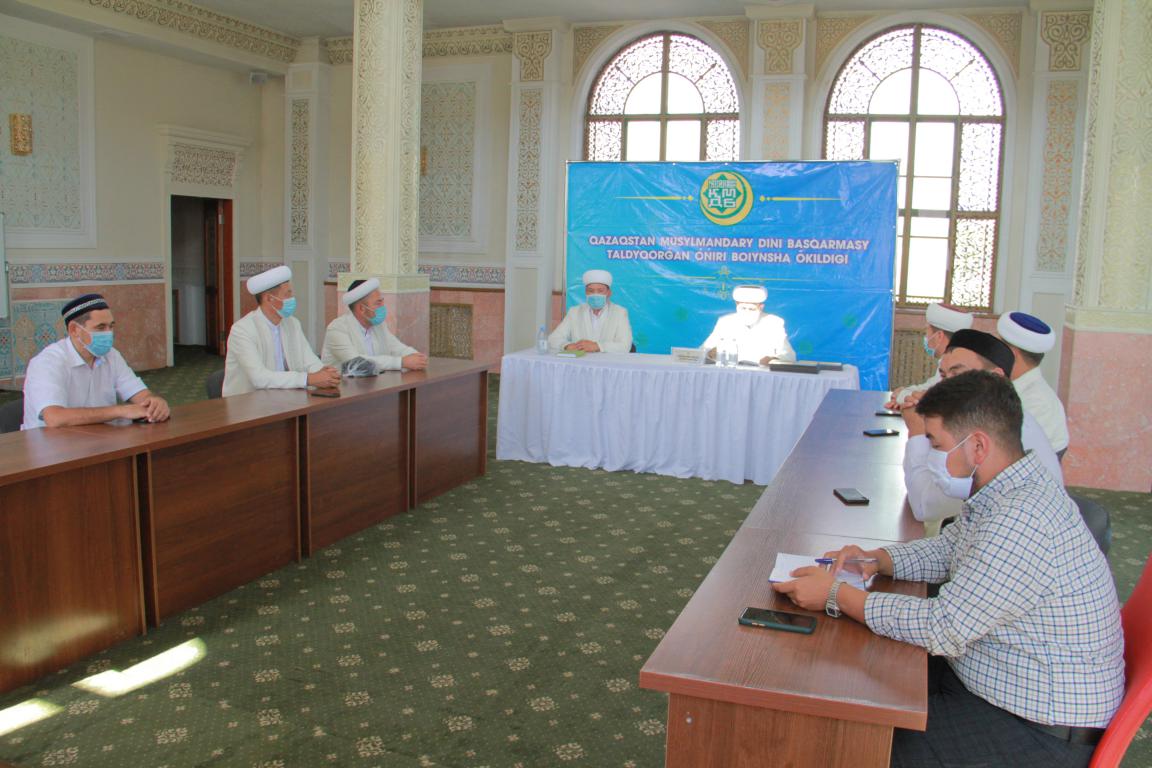 Талдықорған: Имамдарға жаңа міндеттер жүктелді