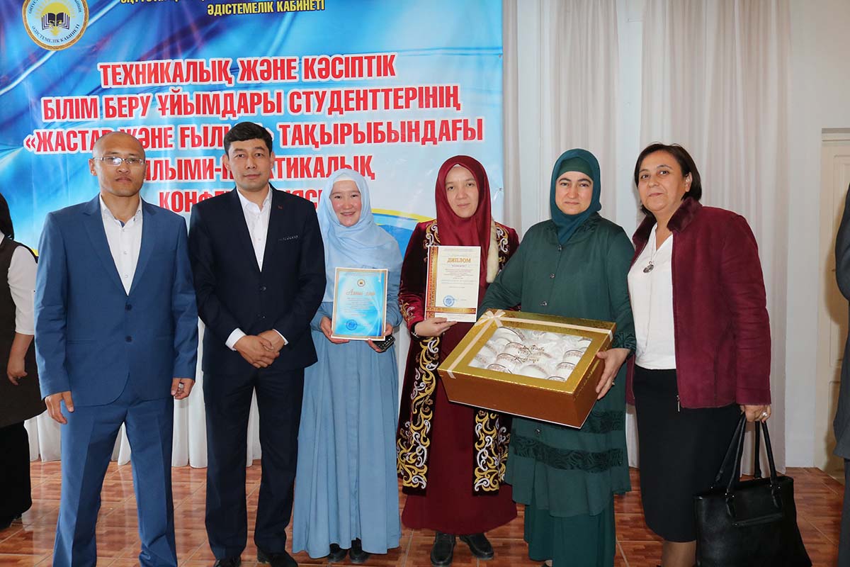 Тілдік жақшалар ауызша секс