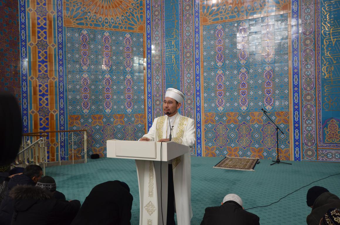 Таң намазы алматы. Намаз в мечети Казахстан Астана. Муфтият кз.