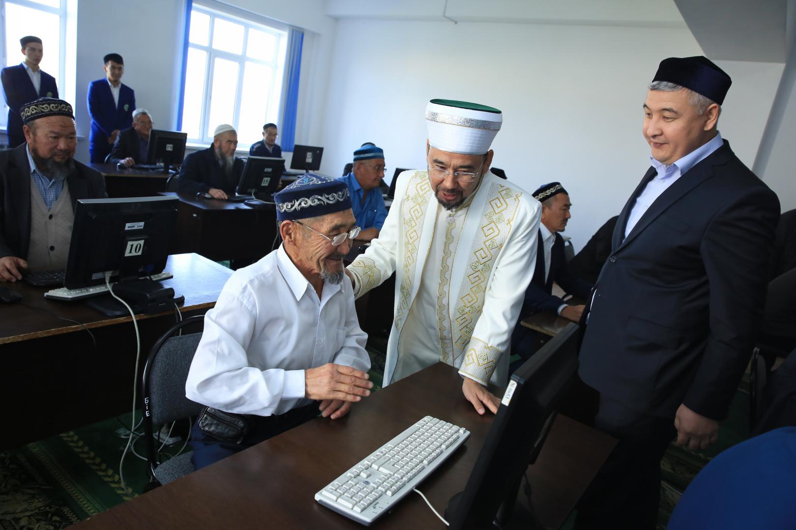 Фото имама шамиля высокого качества. Имаме новости. Имаме новости. Имаме новости. Имаме новости.