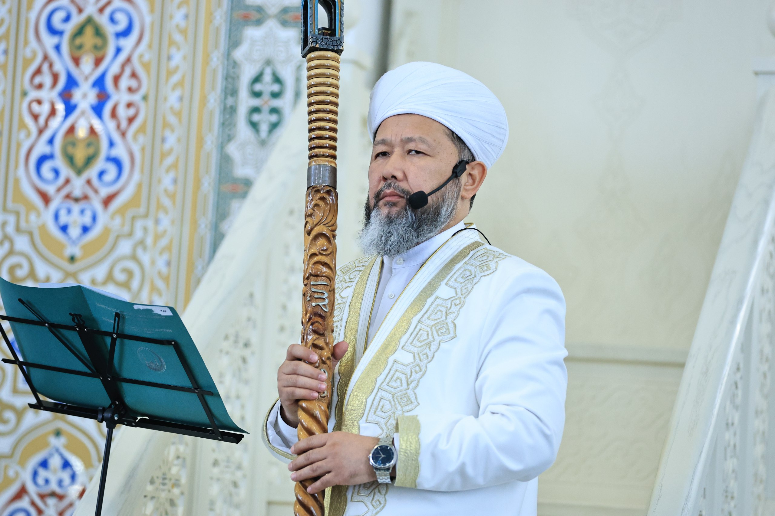 ПРЕДСЕДАТЕЛЬ ДУМК ПРОВЕЛ ПЯТНИЧНУЮ МОЛИТВУ В МЕЧЕТИ «ӘЛЖАН АНА» В АСТАНЕ (ФОТО)