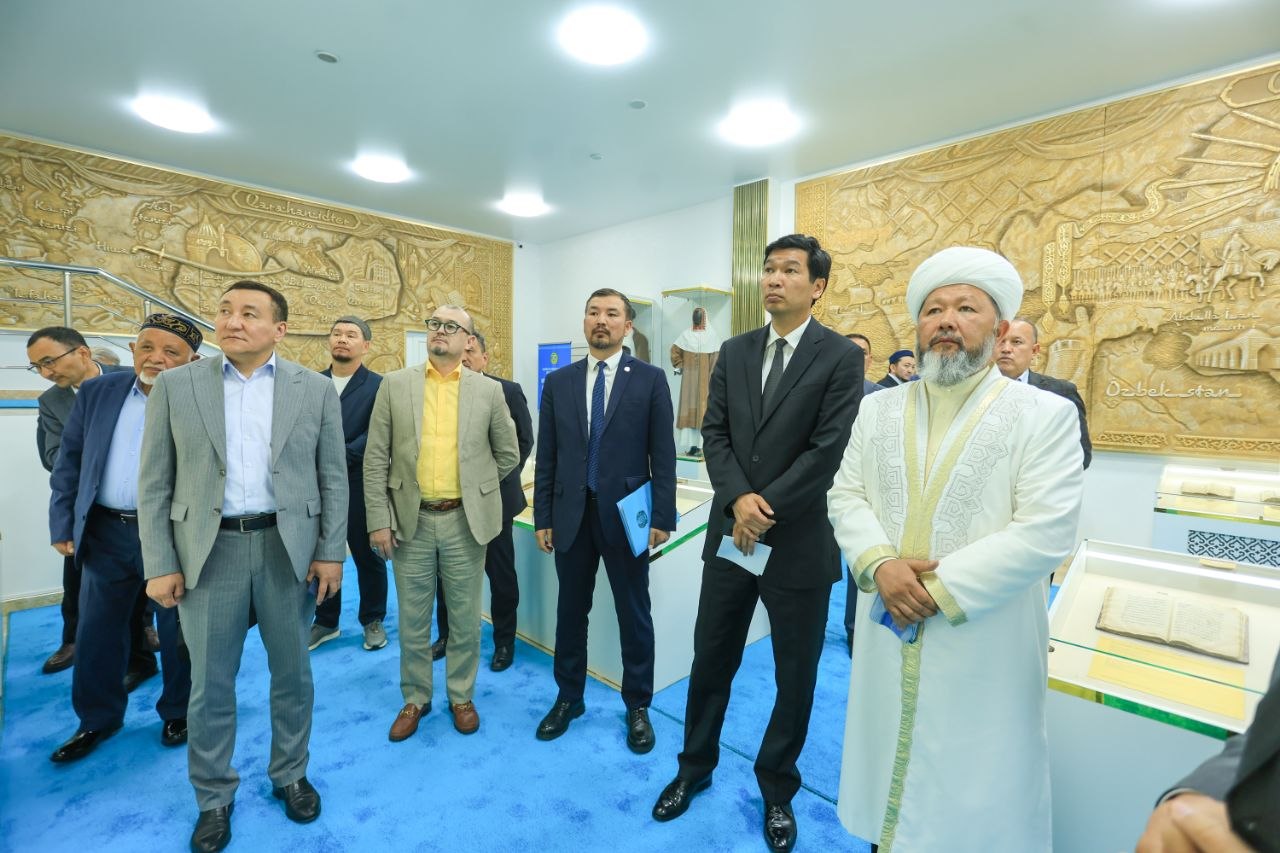 ҚМДБ САРАПШЫЛАР КЕҢЕСІ «ҚАЗАҚ ДАЛАСЫНДАҒЫ ИСЛАМ ТАРИХЫ» МҰРАЖАЙЫН АРАЛАДЫ