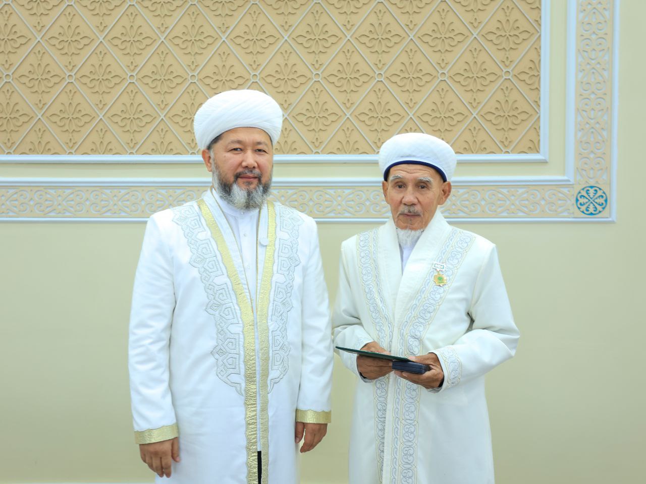 ҚМДБ ТӨРАҒАСЫ ЖЕТІСУ ӨҢІРІНІҢ ИМАМДАРЫМЕН КЕЗДЕСТІ