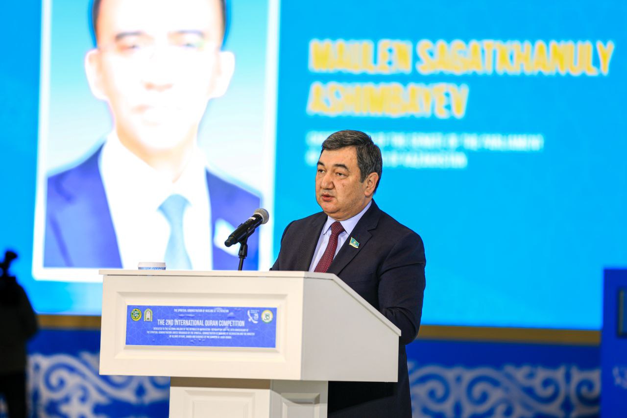 Порно теңізші Смотреть порно: Анасы ұлына ваннада секс жасайды онлайн