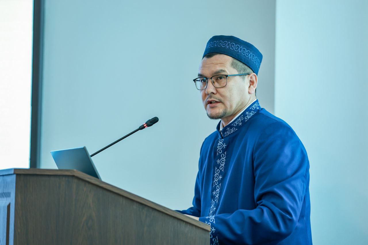 ОРАЗАДА 1021 МЕШІТТЕ ЖАМАҒАТПЕН ҚҰРАН ОҚЫЛДЫ