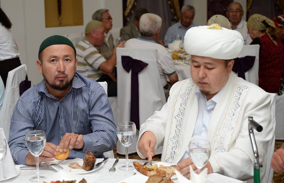 главный муфтий казахстана. казахи мусульмане. имам и мечеть казахстане. имам казахстан. имамы павлодара.